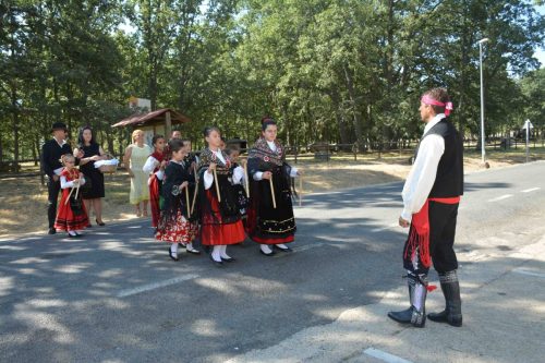 2018 Fiestas Nava de Francia Agosto - 07 Misa 18 - Kira Martín
